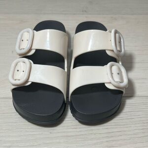 Mini Melissa Kids' Mini Cozy
Slide Sandal Size 1 Color: Black/ Beige